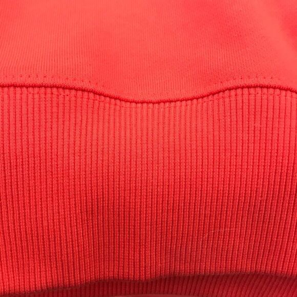Vibrant Red Crewneck Sweater with Ribbed Cuffs - Picture 4 of 10